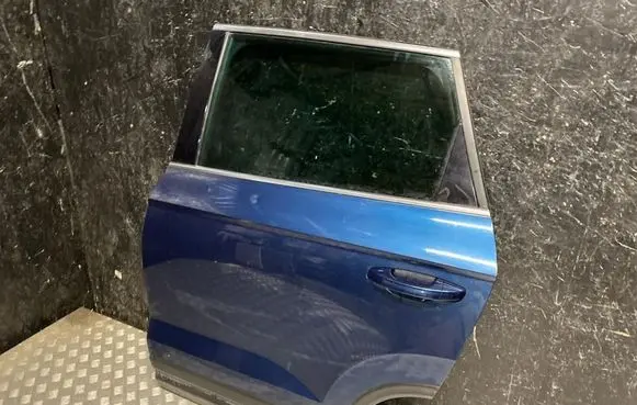 Seat Ateca Rear door