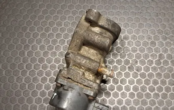 Mitsubishi Galant EGR valve