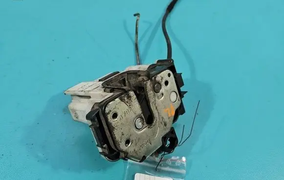 Fiat Panda II Front door lock 46803511 IMPRK1536374