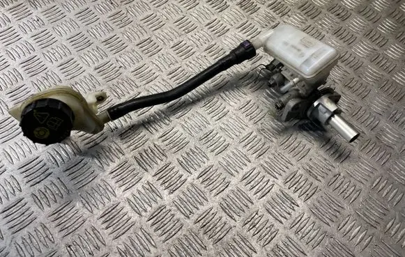 Ford Fiesta Master brake cylinder 0204054029