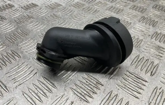 BMW M5 Oil fill pipe 7507224 11127507224