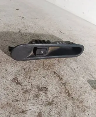 Renault Espace - Grand espace IV Electric window control switch 8200012263 31144M