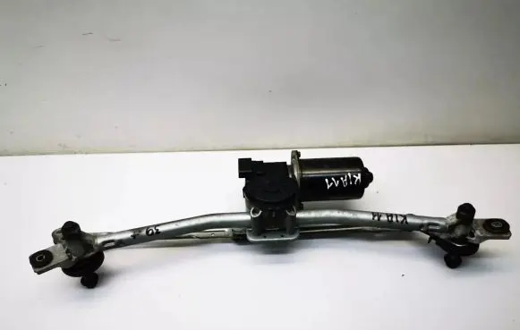 KIA Sportage Front wiper linkage and motor