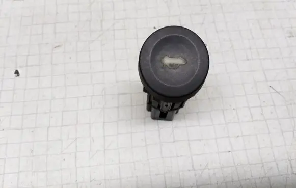 Ford Fiesta Tailgate opening switch 