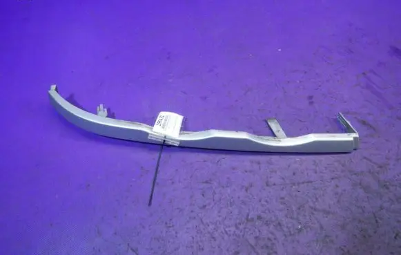 Under headlight/headlamp trim