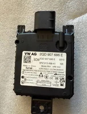 Volkswagen Golf VII Distronic sensor radar 2QD907686E
