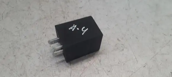 Audi A4 S4 B5 8D Other relay 431955531 72WA101