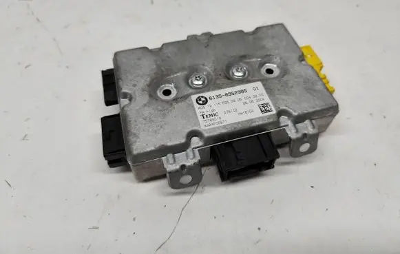 BMW 5 E60 E61 Door control unit/module 75789012 AAR4F06B71 6952985
