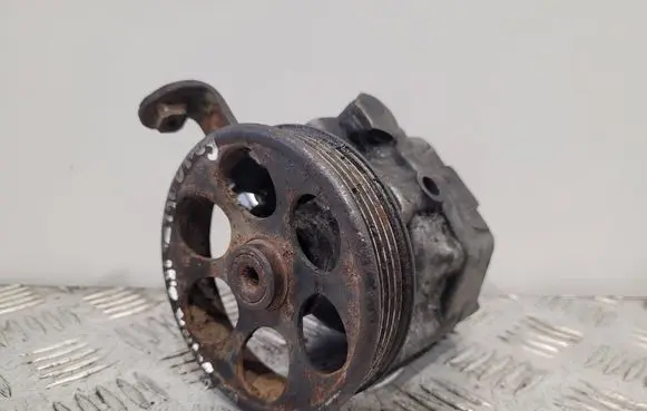 Subaru Outback Power steering pump