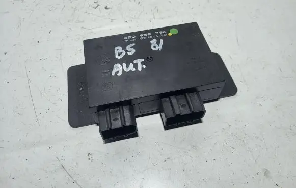 Volkswagen PASSAT B5 Comfort/convenience module 3B0959796 5DK00769701