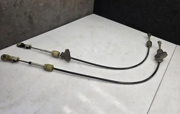 Mercedes-Benz Vito Viano W639 Gear shift cable linkage 5129013002