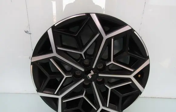 Hyundai Tucson IV NX4 R19 alloy rim 52910N7400