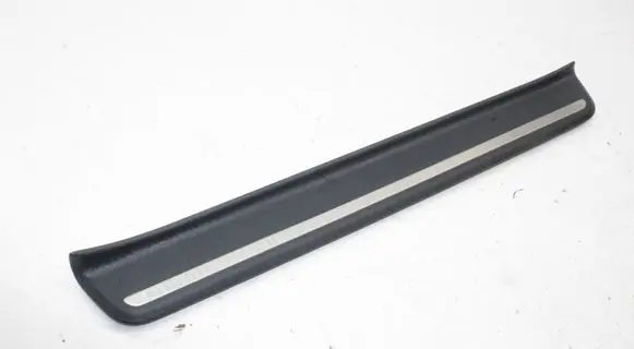 KIA EV6 Front sill trim cover 85873CV500