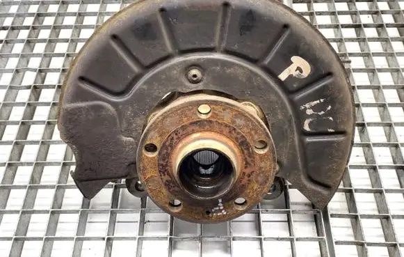 Audi A3 S3 8P Front wheel hub spindle knuckle 