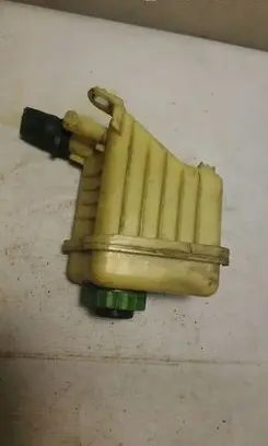 Volkswagen Touareg I Power steering fluid tank/reservoir 7L6422371C