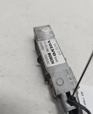 Volvo V70 Airbag deployment crash/impact sensor 9452777