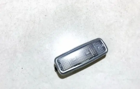 Audi A3 S3 8L Rear seat light 8l0947105a