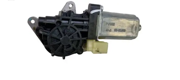 Ford Escape III Seat adjustment motor AHC12V0390203044 939732106 B556W