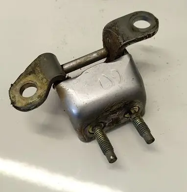 Honda CR-V Rear door lower hinge 