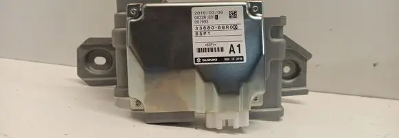 Suzuki Swift III Engine control unit/module 33680-68R00