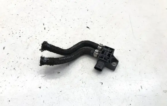 BMW 2 Active Tourer U06 Exhaust pressure sensor 8490050
