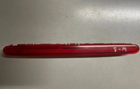 Volkswagen Touran I Third/center stoplight 1T0945097A