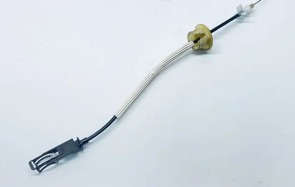 Volkswagen Touareg II Front door cable line 7P6837085C