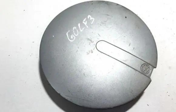 Volkswagen Golf III Original wheel cap 1h0601149 1h0601151