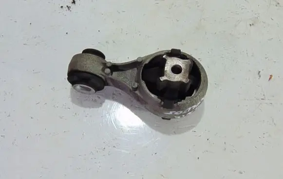 Renault Koleos I Gearbox mount