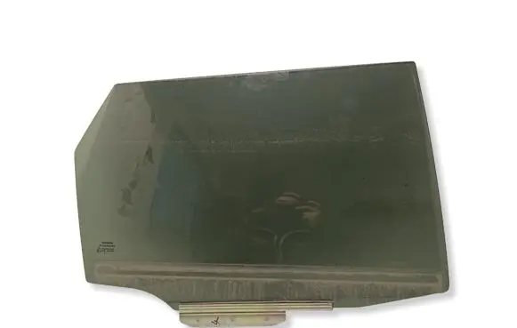 Toyota Auris E180 Rear door window glass AS3