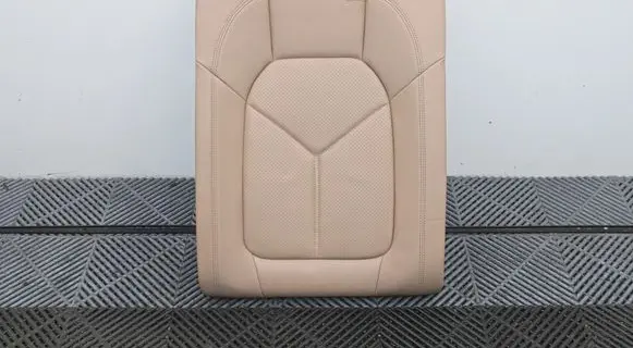 Porsche Cayenne (9Y0 9Y3) Rear seat