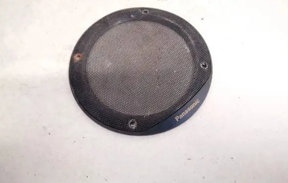 Side speaker trim/cover