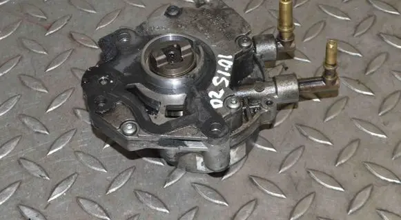 Land Rover Discovery 4 - LR4 Vacuum pump 9H2Q2A451BE