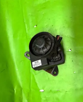 BMW 5 E39 Alarm system siren 8383152