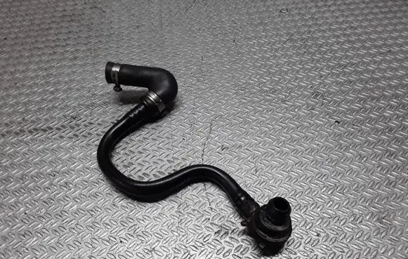 Audi A6 S6 C5 4B Vacuum line/pipe/hose 027133783B
