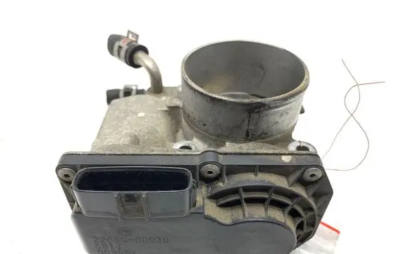 Toyota Corolla Verso E121 Engine shut-off valve 22030-0D030