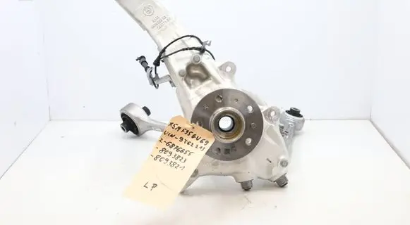 BMW X5M G05 F95 Front wheel hub spindle knuckle 6876655MWGK 6876655