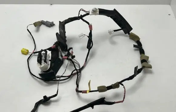 Toyota Prius (XW50) Front door wiring loom 8215247481 82152 47481