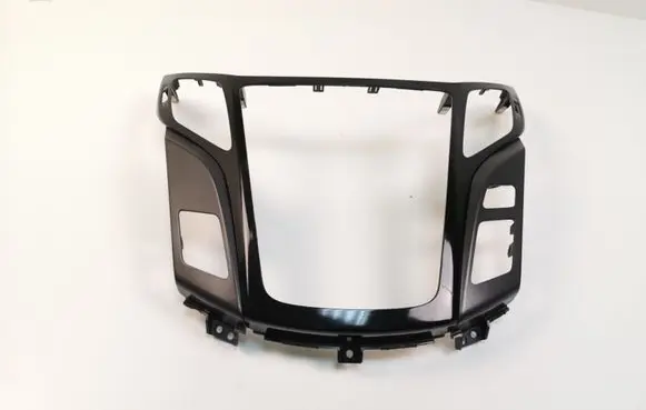 Hyundai i40 Radio/GPS head unit trim 847403Z000