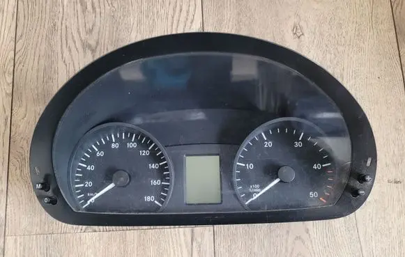 Mercedes-Benz Sprinter W906 Speedometer (instrument cluster) A9069006902 A9069012901