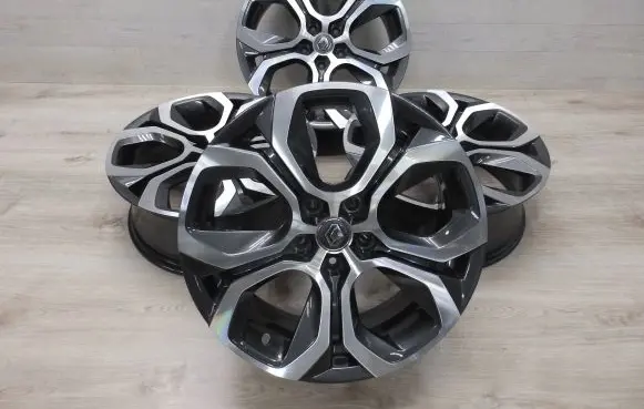 R18 alloy rim