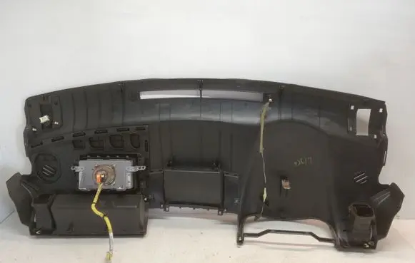 Toyota Corolla Verso AR10 Dashboard 553020F010