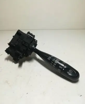 Toyota Yaris Wiper control stalk 173647
