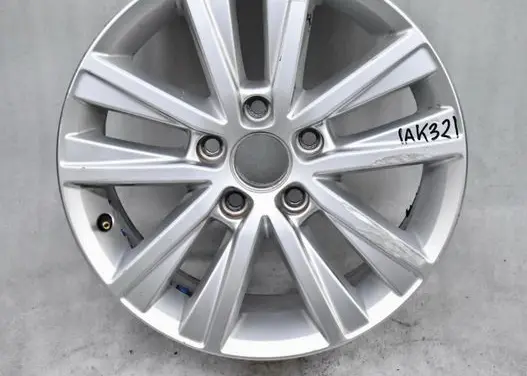 Volkswagen Touran III R16 alloy rim 