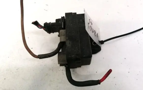 Glow plug pre-heat relay