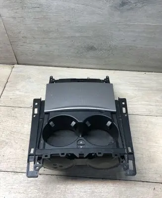 Mercedes-Benz E W212 Ashtray (front) A2126809750 14082012 48753
