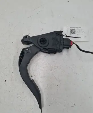 Audi A6 S6 C6 4F Accelerator throttle pedal 8K1723523