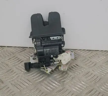 Audi A4 S4 B9 8W Tailgate/trunk/boot lock/catch/latch 3G0827503A