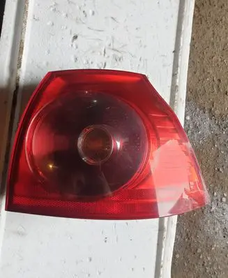 Volkswagen Golf V Rear/tail lights 1K6945096N