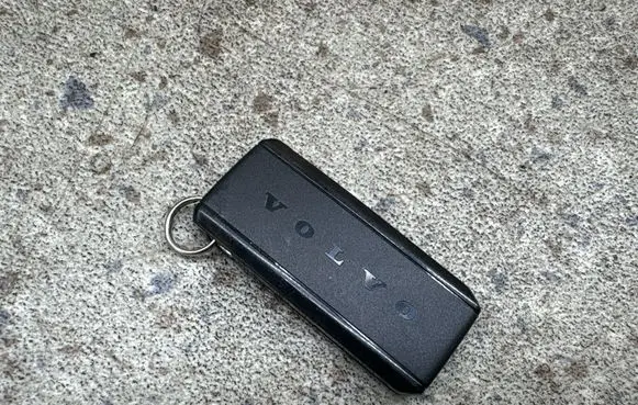 Volvo XC90 Ignition key/card 43392MHZ 31419601